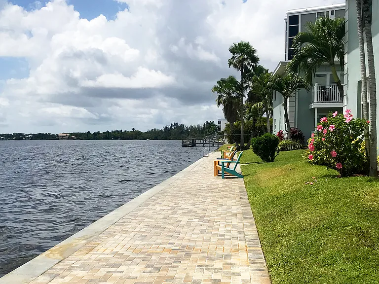 3342 N Key Dr #L6 — Photo 2