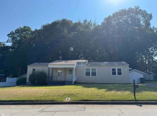 311 Owings St, Laurens, SC 29360