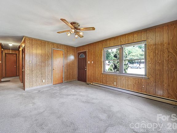 4th image of 804 Finley Ct
