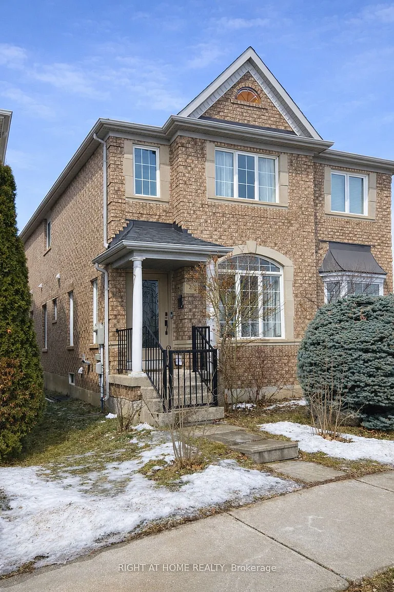 4 Forest Run Blvd photo 1