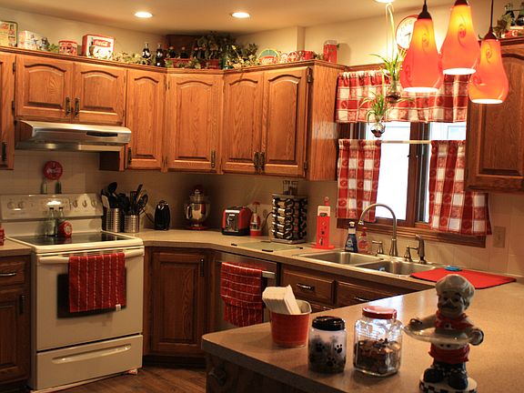 Tons of Counter Space