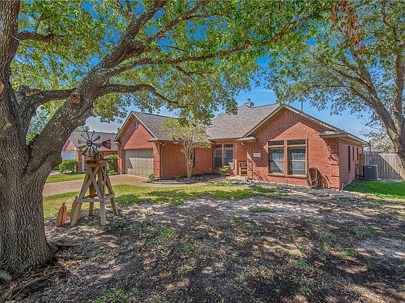 3rd image of 5705 Timberton Dr