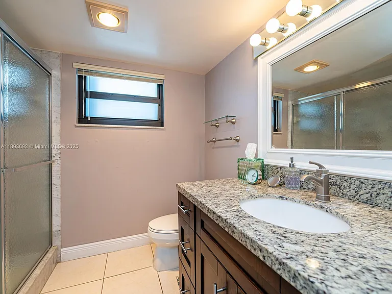 2401 S Ocean Dr — Photo 19