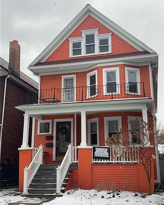 1st image of 58 Saint James Pl