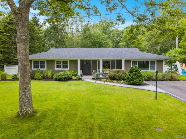 24 Canvasback Lane, East Quogue, NY 11942