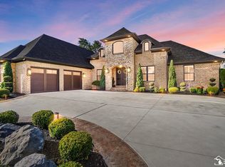 228 Cypress Dr, Monroe, MI 48162