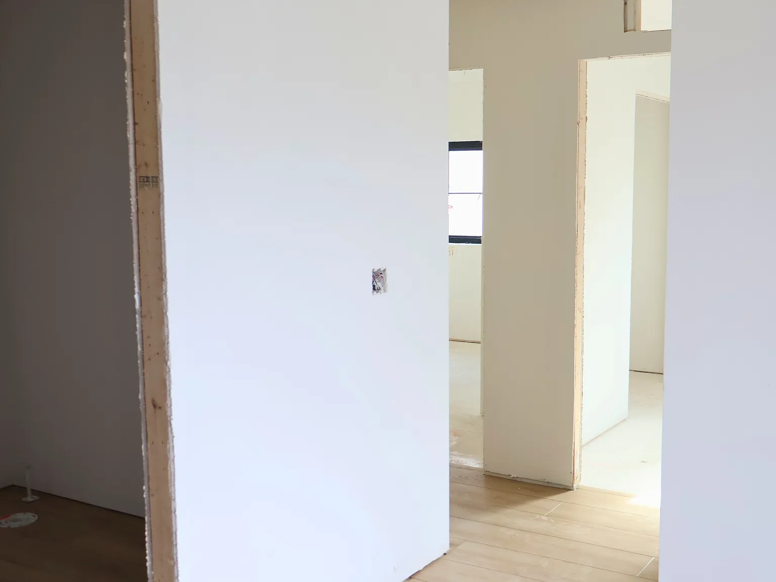 2 bed, 953 sqft, $1,300 — Photo 4