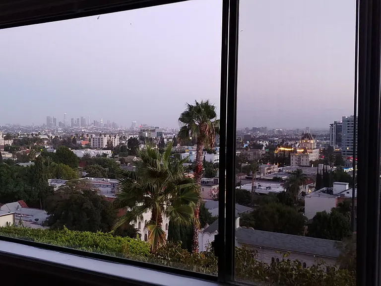 Five Star Suites — Photo 175