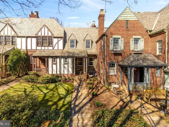 4415 Volta Pl NW, Washington, DC 20007
