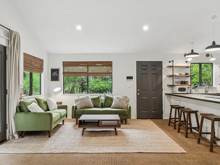 10 Angelica Ct #A — Photo 12