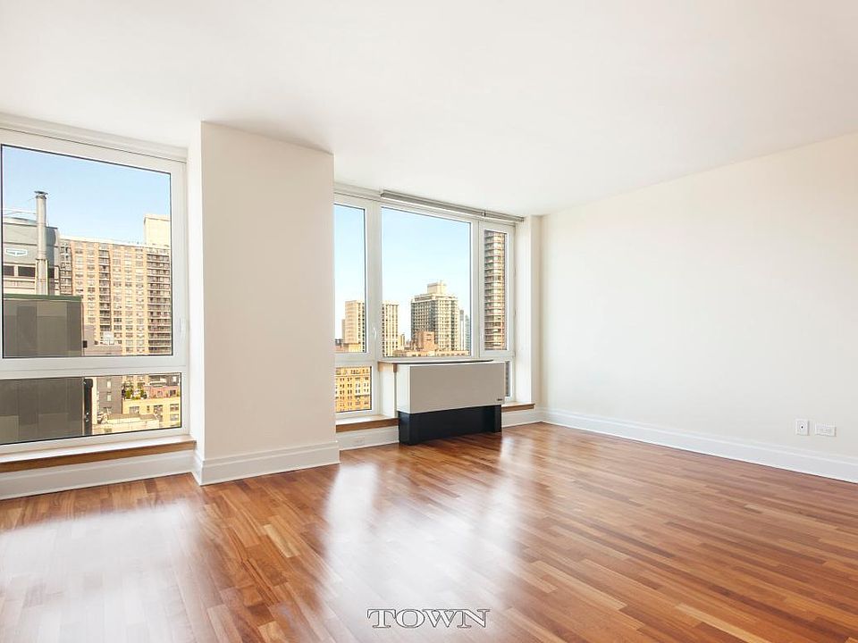 1st image of 300 E 77th St APT 22C