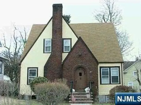 23 Bogert St, Teaneck, NJ 07666