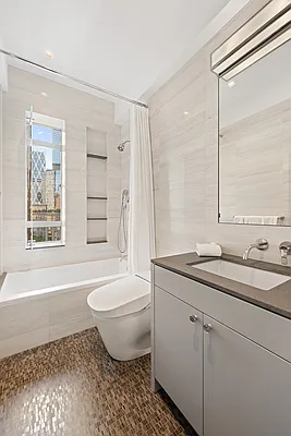 Bathroom, photo 3