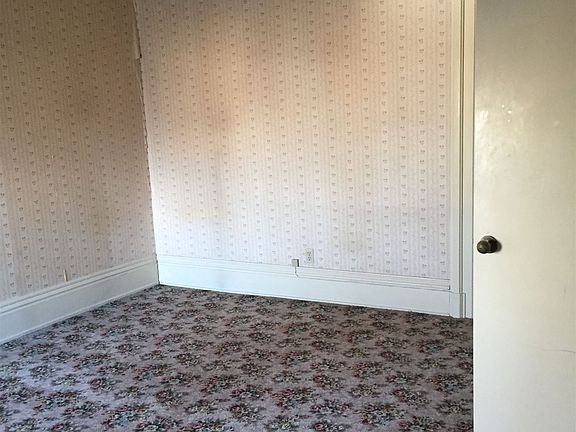 #6 Bedroom