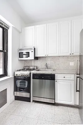 Sold by Compass | media 3