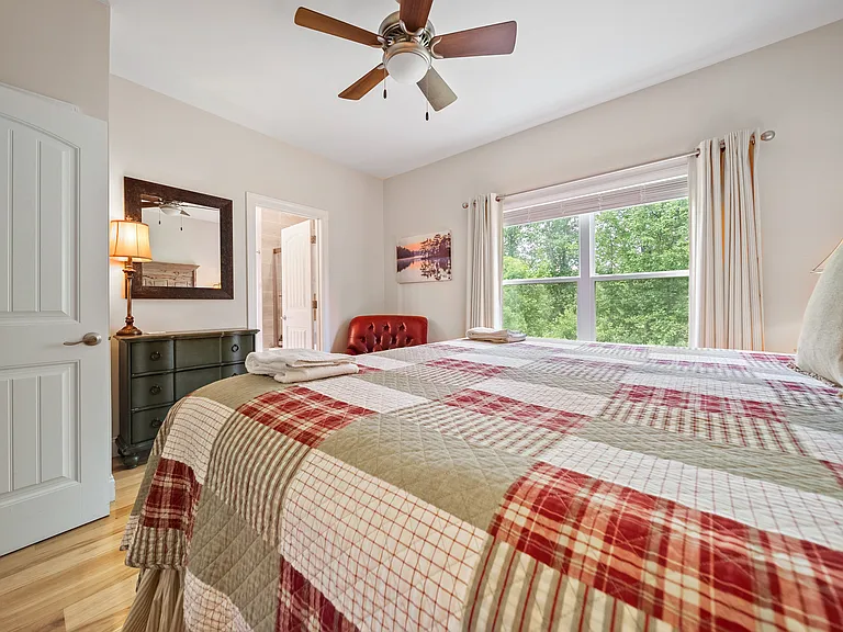 327 E Holly Ridge Rd — Photo 23