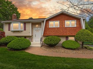 18 Winsor Rd, Billerica, MA 01821