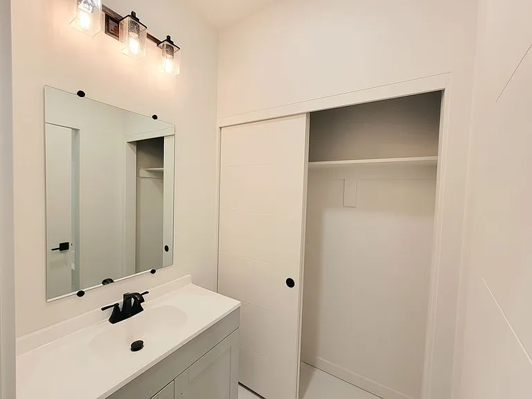 L0529 - Drummond Townhomes 2 — Photo 33