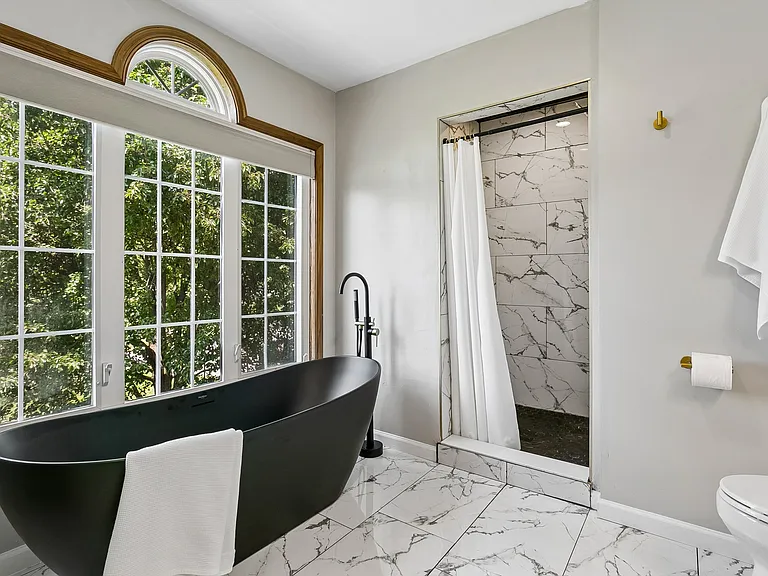 7976 Laura Ann Ln — Photo 25