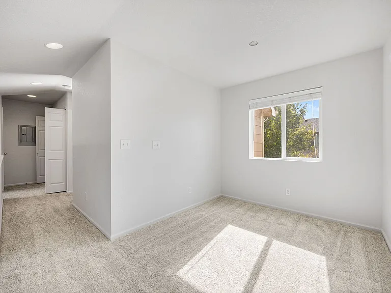 1651 Prairie Hill Dr #A — Photo 16