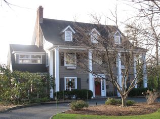 136 Madison Pl, Ridgewood, NJ 07450