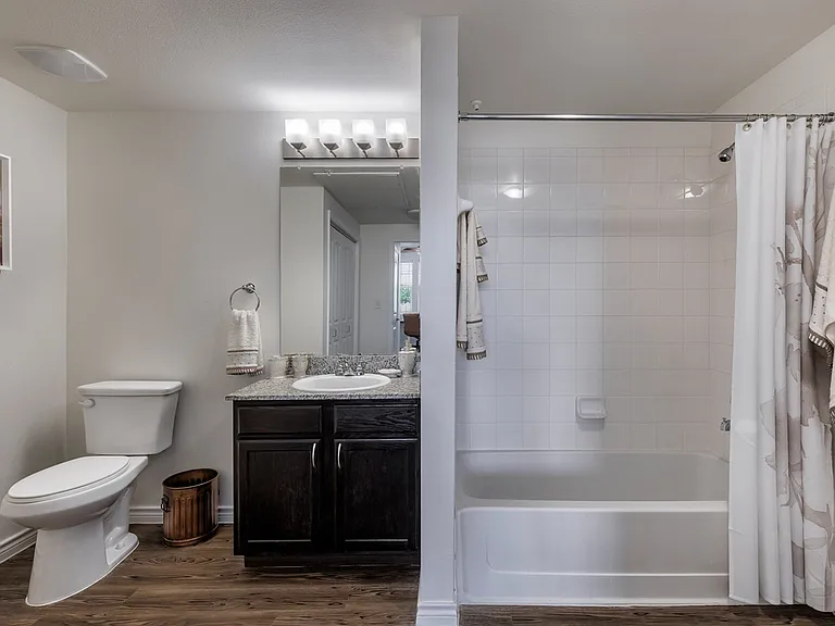 Aviva Fort Worth - 55+ Active Adult Apartment Homes — Photo 16