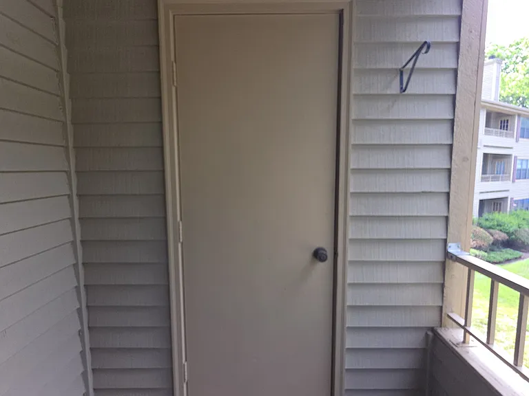 Ridgefield Ct — Photo 34