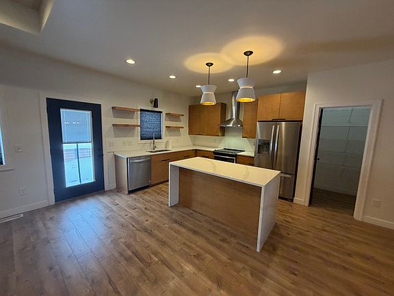 4th image of 2659 70th Ave S