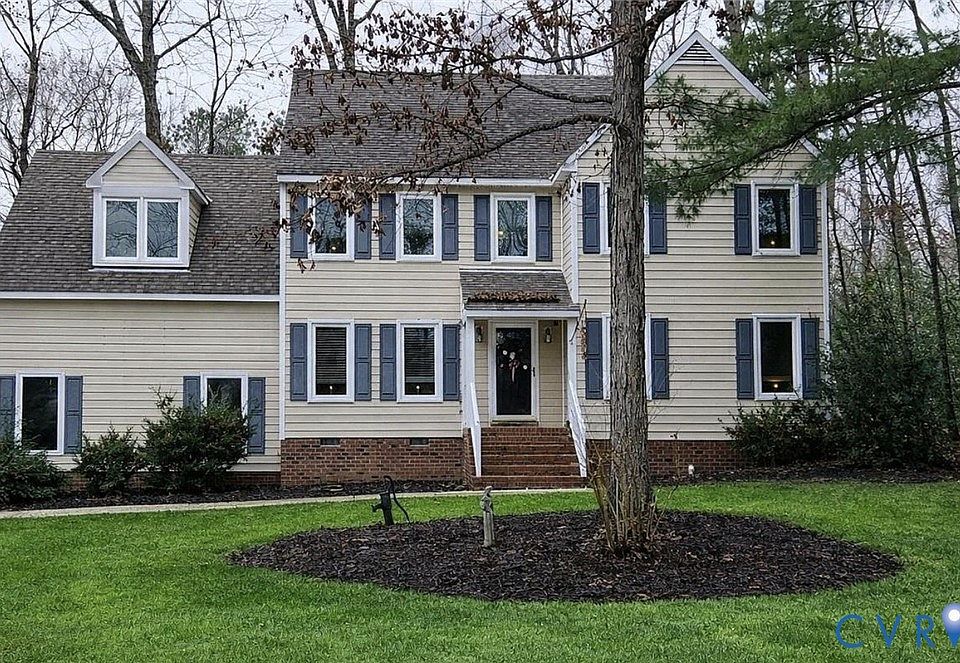 1st image of 715 Sawdust Dr