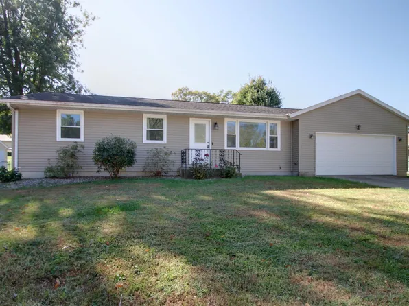 1816 Diamond Dr, Quincy, IL 62305