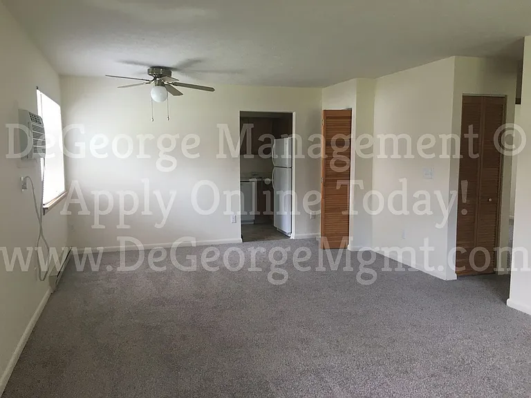 Parkway Apartments — Photo 52
