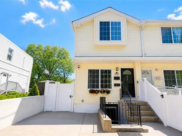 200 Chestnut Ave, Staten Island, NY 10305