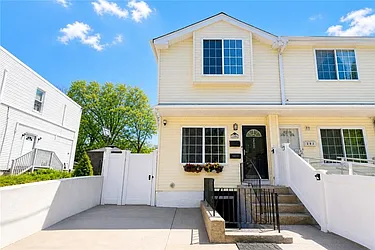 200 Chestnut Avenue