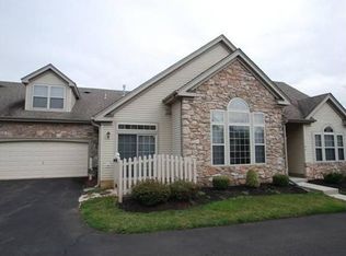 46 Legacy Oaks Dr, Richboro, PA 18954