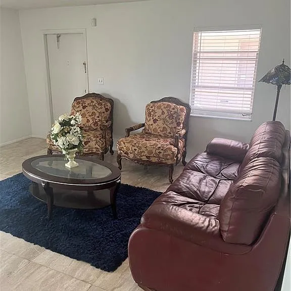 1400 Pompei Ln #6 — Photo 17