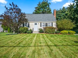 7 Collins Dr, Hudson, MA 01749