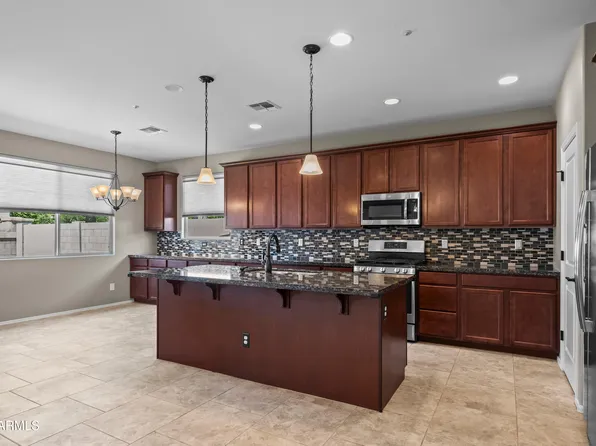 9272 W WOOD Drive, Peoria, AZ 85381