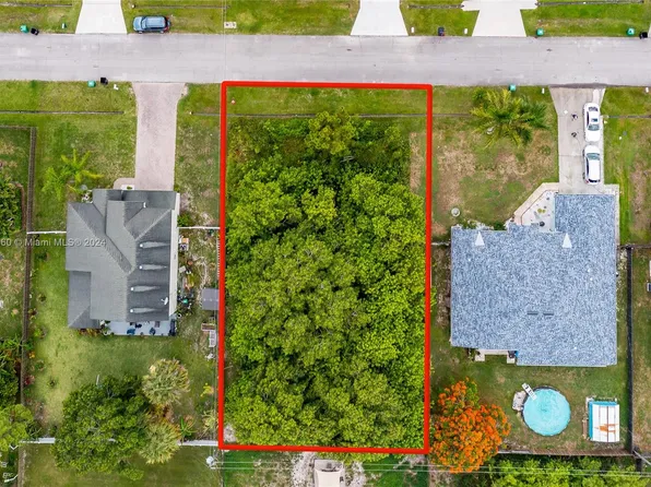 2179 SW Pruitt St, Port Saint Lucie, FL 34953