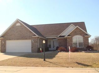 4632 Magnolia Pl, Alton, IL 62002