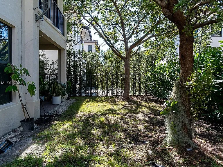 9794 W 34th Ct — Photo 42