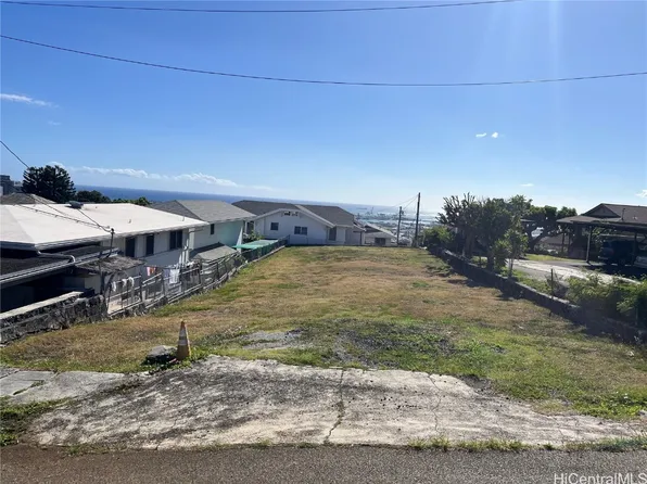 1007 Alewa Dr APT B, Honolulu, HI 96817
