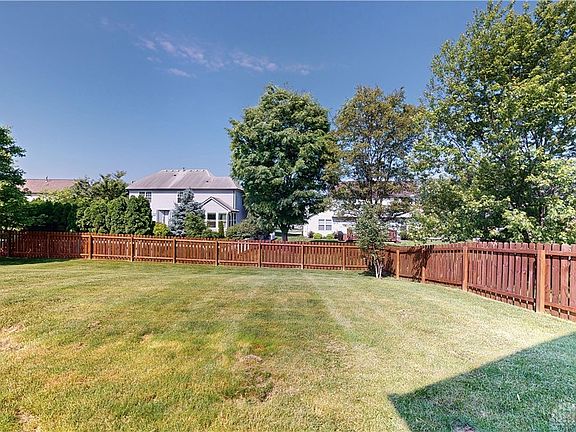 2nd image of 25 Marbury Ct