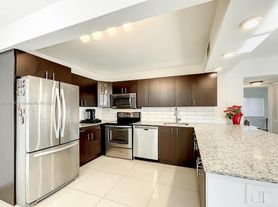 1250 Miami Rd, Fort Lauderdale, FL