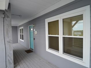 108 Pelican Dr, Atlantic Beach, NC 28512