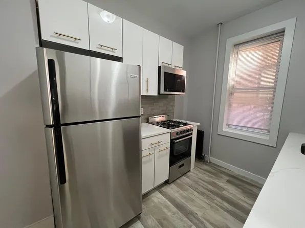 121 Roosevelt Ave #4E, Jersey City, NJ 07304