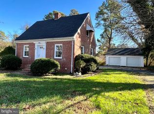 17626 Richmond Rd, Callao, VA 22435