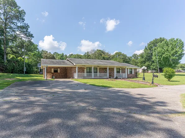 126 Atwood Rd, Seminary, MS 39479