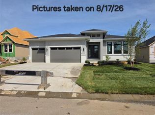 11235 S Gleason Rd, Olathe, KS 66061