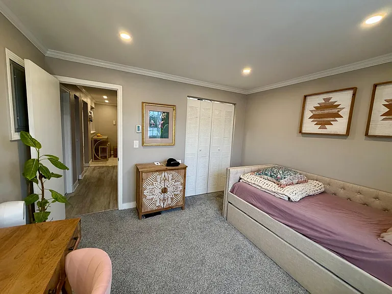 740 Central St #11 — Photo 11