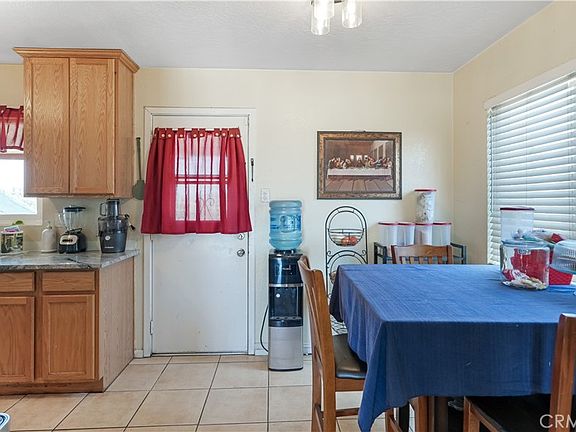 5th image of 1641 Sunrise Rd